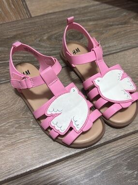 H&M Pink Girls' Sandals with White Dove Appliques